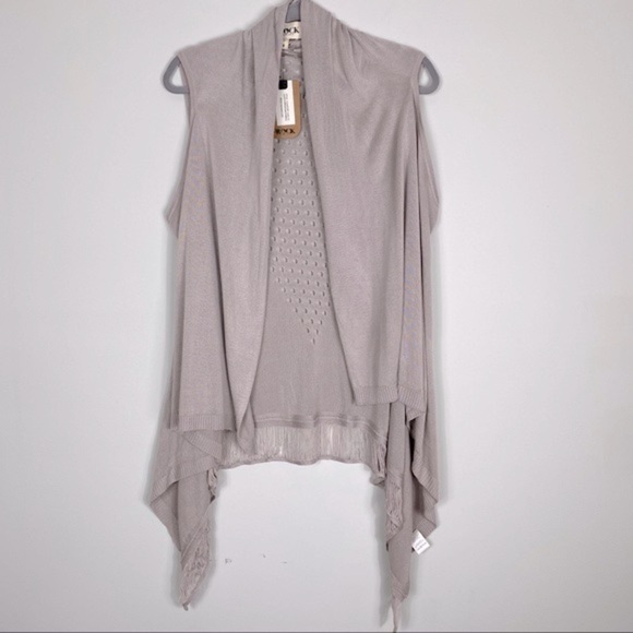 Rock Stella & Jamie Sleeveless Cover up/Cardigan - Picture 4 of 5